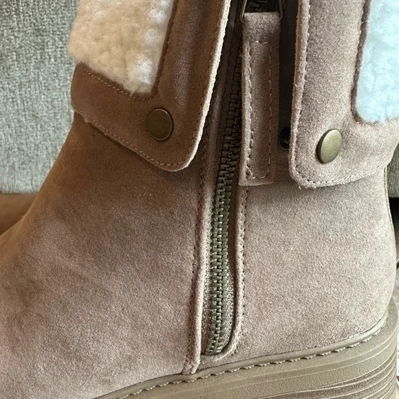 JustFab Tan Heeled Boots with Cream Fur Trim - Picture 8 of 13
